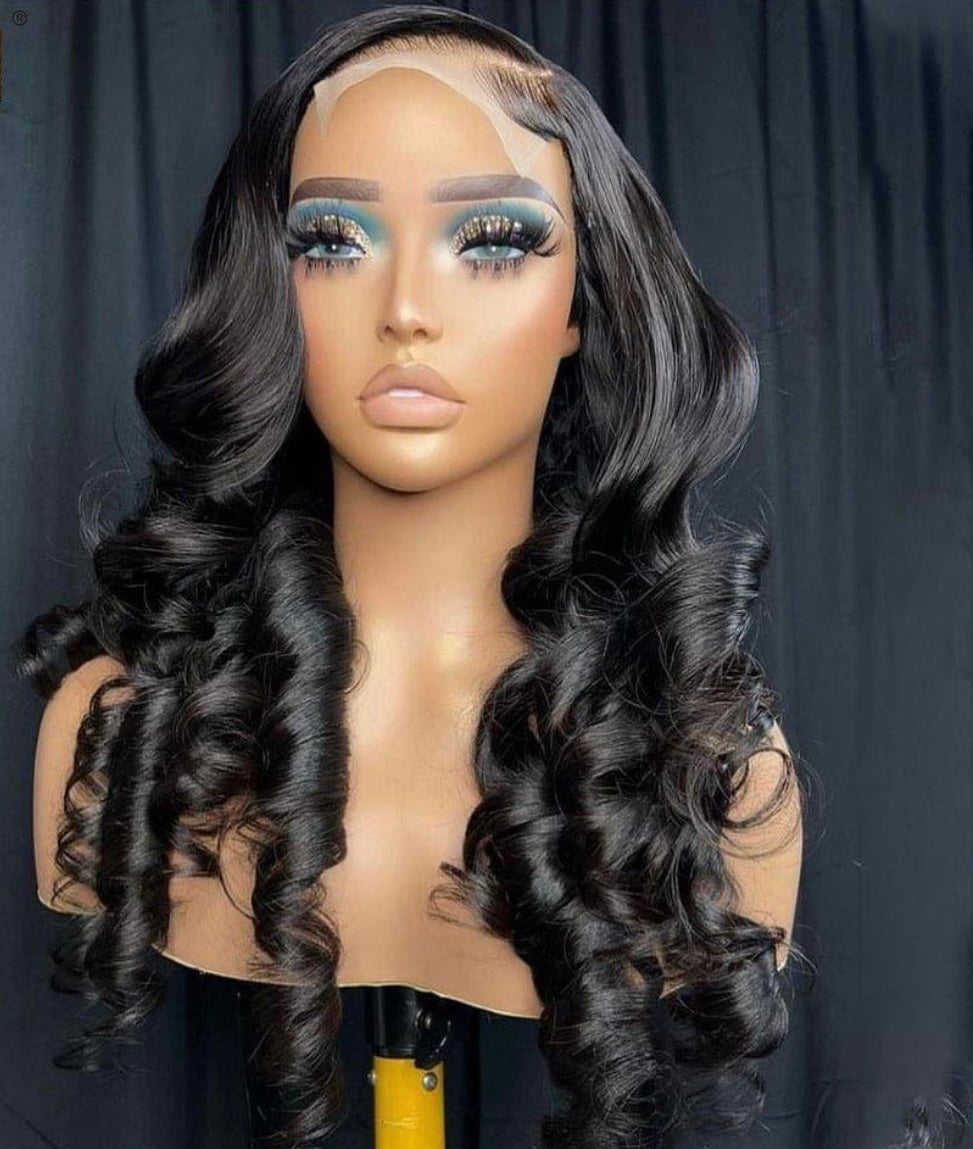 Svart Loose Deep Wave Peruk